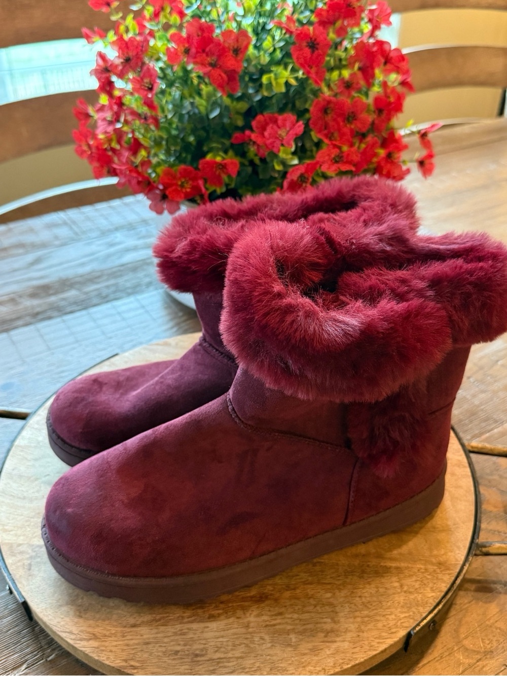 Plush Faux Fur Winter Boots - Burgundy